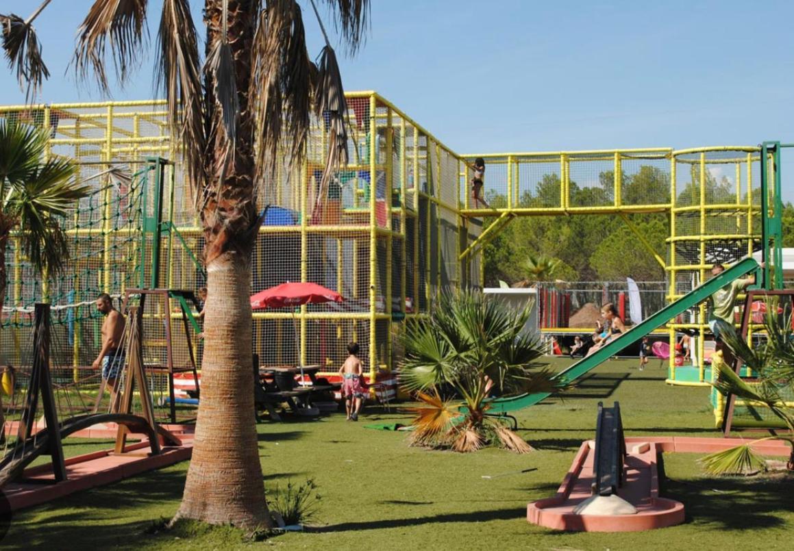 Camping Oasis Village Пюже-сюр-Аржан Екстер'єр фото