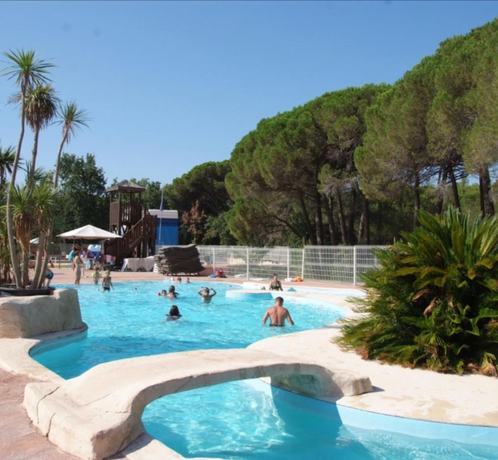 Camping Oasis Village Пюже-сюр-Аржан Екстер'єр фото